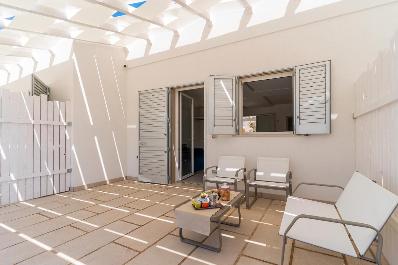 Residence Jolly Mare Торе Лапило Екстериор снимка